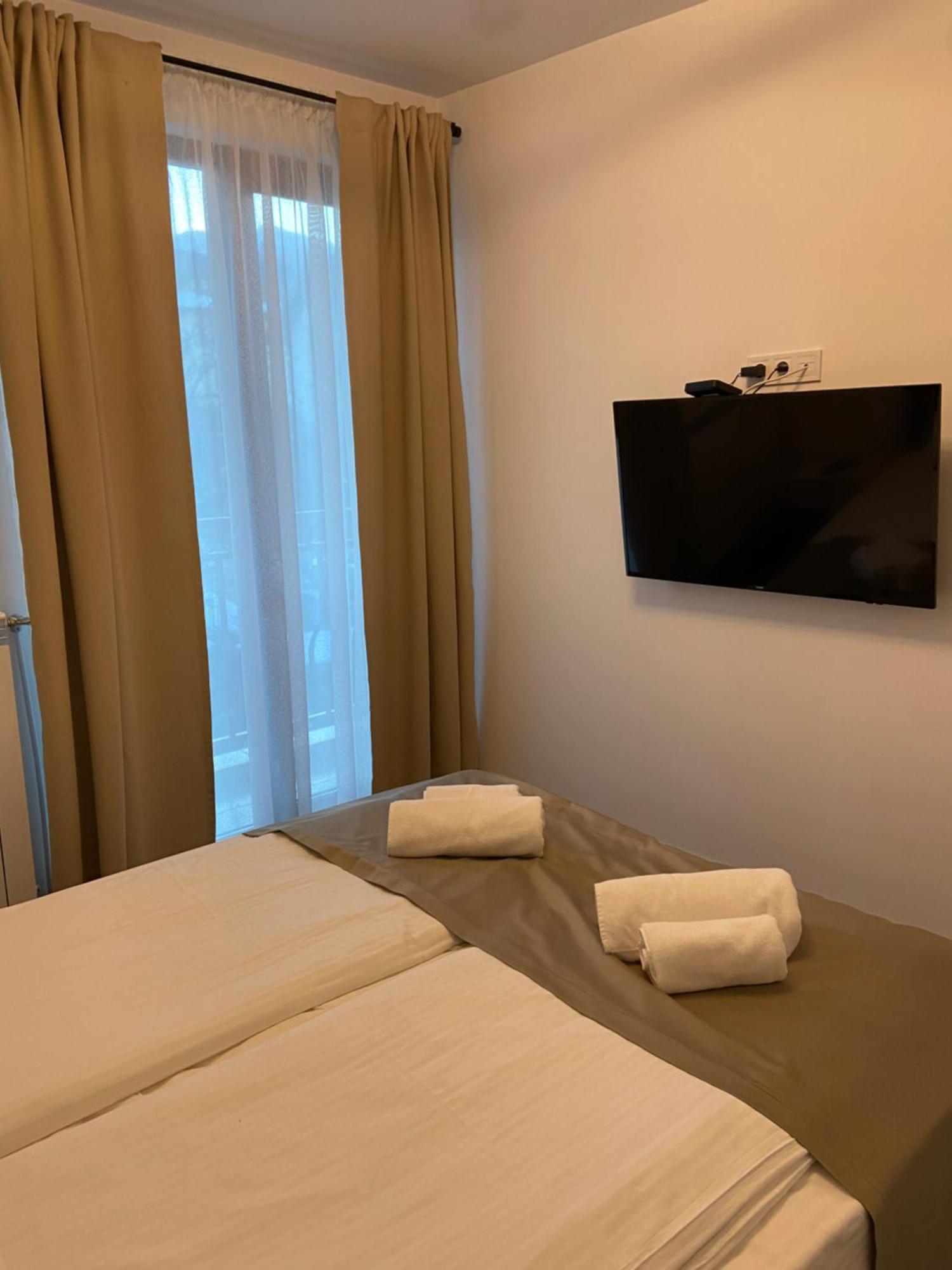 House Ema 2 Apartament *