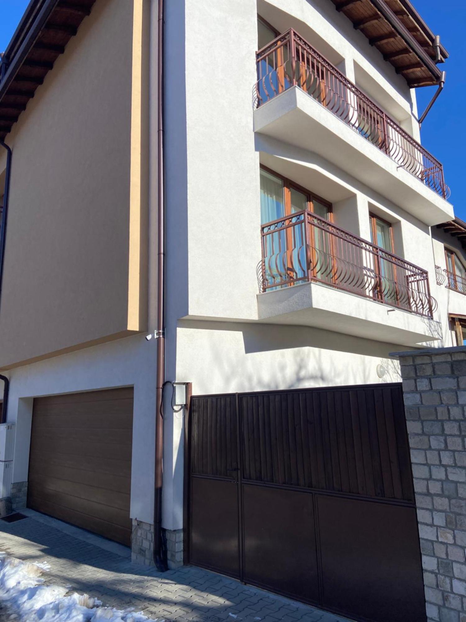 House Ema 2